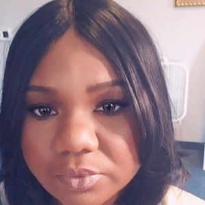 Meet your Posher, Angeljaqua